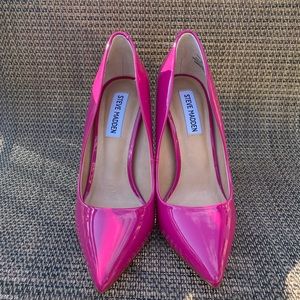 Never worn Pink Steve Madden Heels